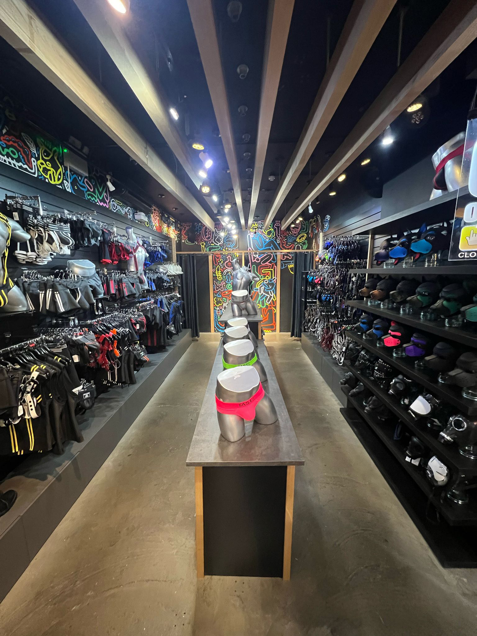 Find Retailers | Bad Dragon Find Retailers | Bad Dragon